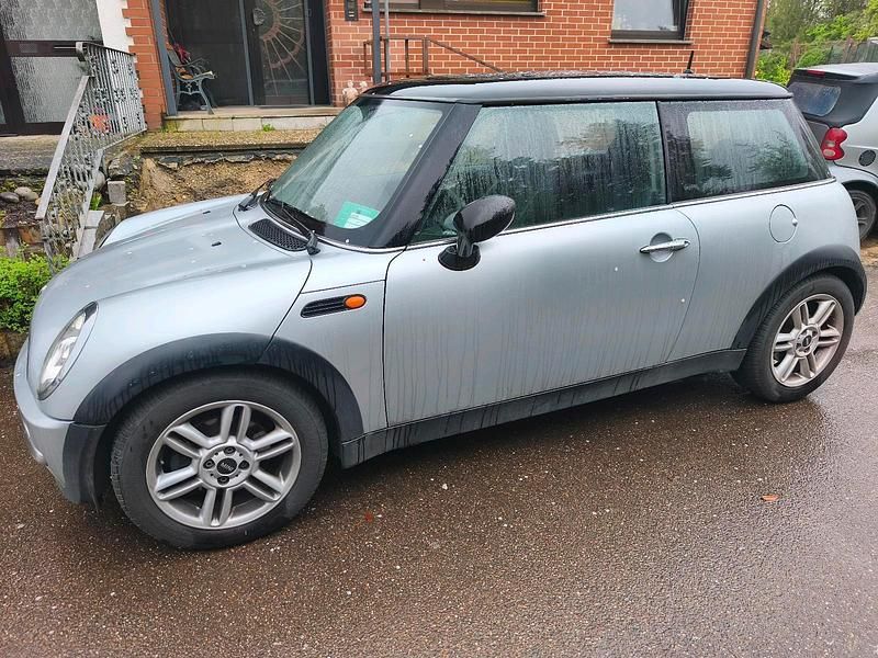 Second-hand Mini Cooper Coupé 116 CP (85 kW) 2004 Argintiu Coupe