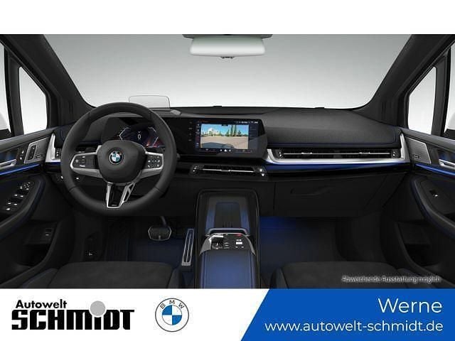 Gebraucht BMW 220 Active Tourer M Sport 170 PS (125 kW) 2025 Alpinweiß Van / Kleinbus