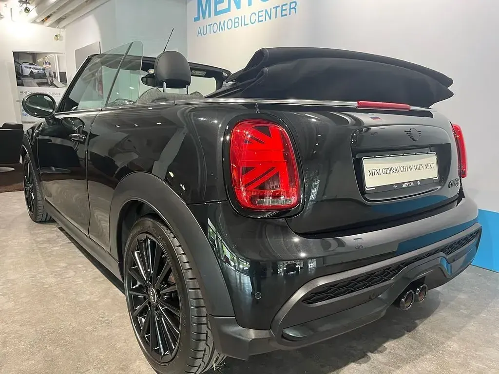 Gebraucht Mini Cooper S Cabriolet 178 PS (130 kW) 2022 Midnight black ii Cabrio