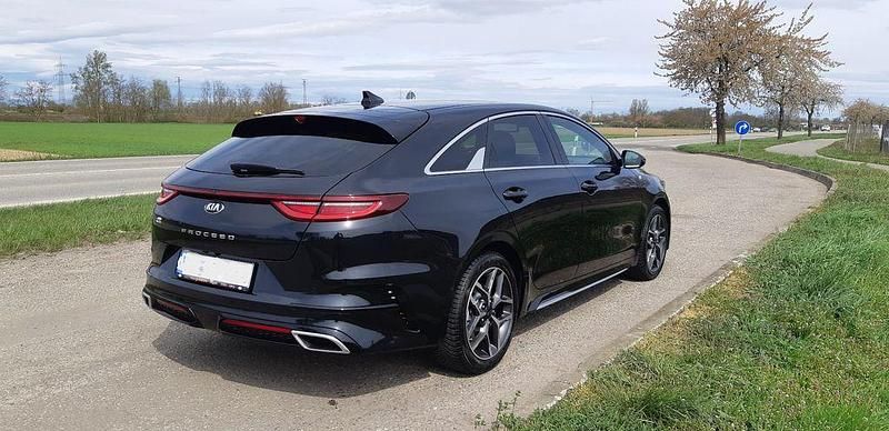 Gebraucht Kia ProCeed 136 PS (100 kW) 2020 Schwarz Kombi