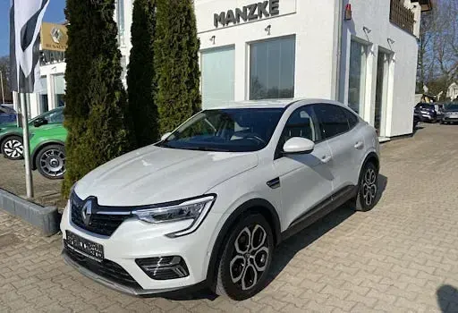 Gebraucht Renault Arkana Techno 140 PS (102 kW) 2022 Kyanitweiß  metallic SUV