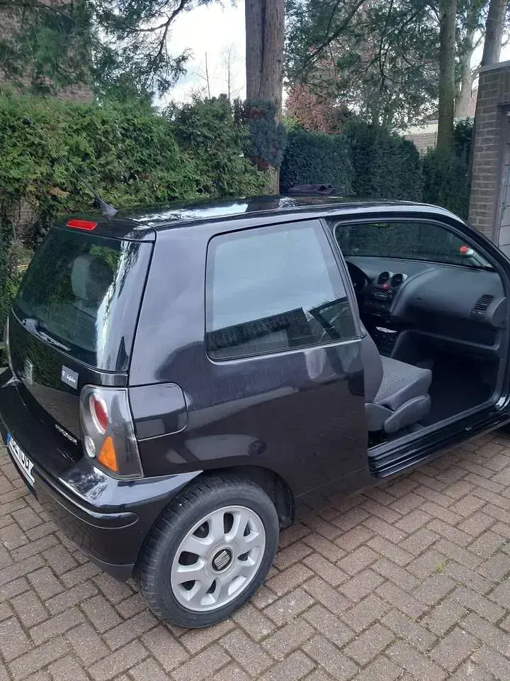 Gebraucht Seat Arosa Stella 50 PS (36 kW) 2004 Schwarz Kleinwagen