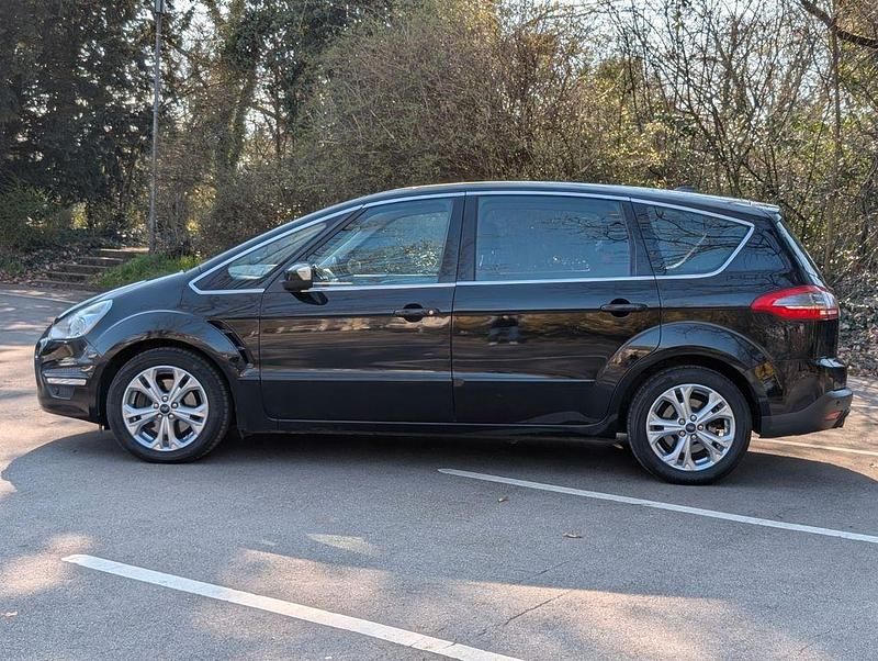 Gebraucht Ford S-MAX Titanium 203 PS (149 kW) 2010 Schwarz Van / Kleinbus