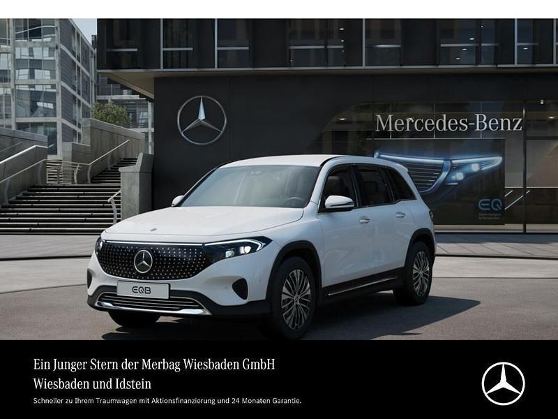 Polarweiß Gebraucht 2024 Mercedes EQB300 Electric Art SUV | 36.890 € (Fairer Preis) - Bild 1/4