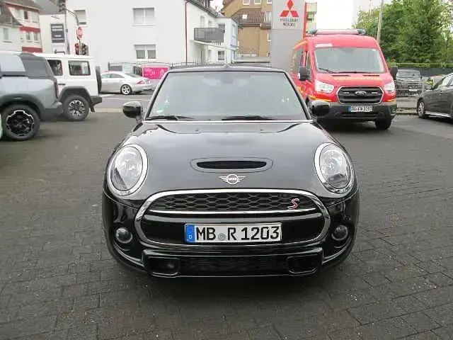 Gebraucht Mini Cooper S Cabriolet 192 PS (141 kW) 2019 Schwarz (metallic) Cabrio