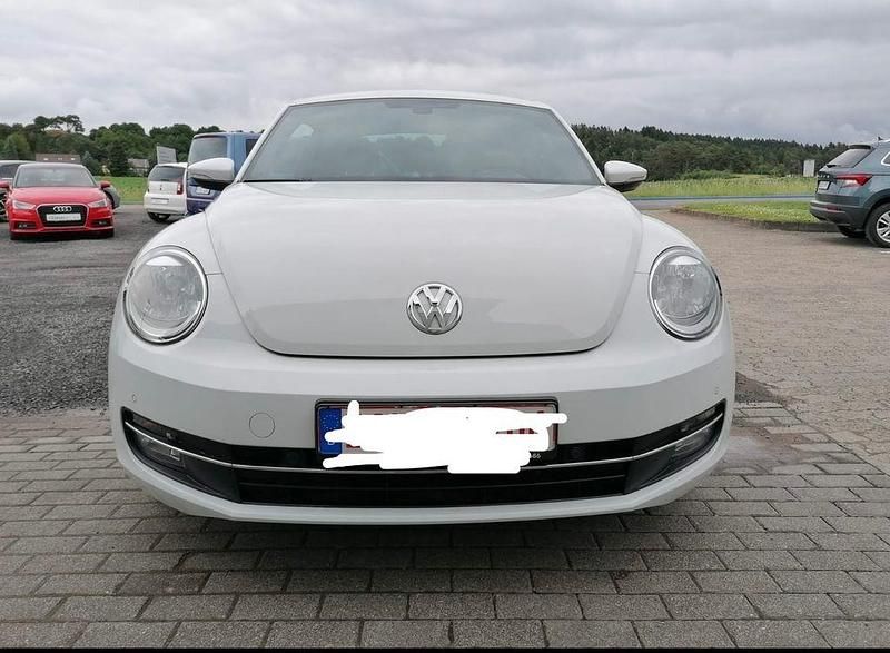 Weiß Gebraucht 2014 VW Beetle Cup Limousine | 6.800 € (Superpreis) - Bild 1/4
