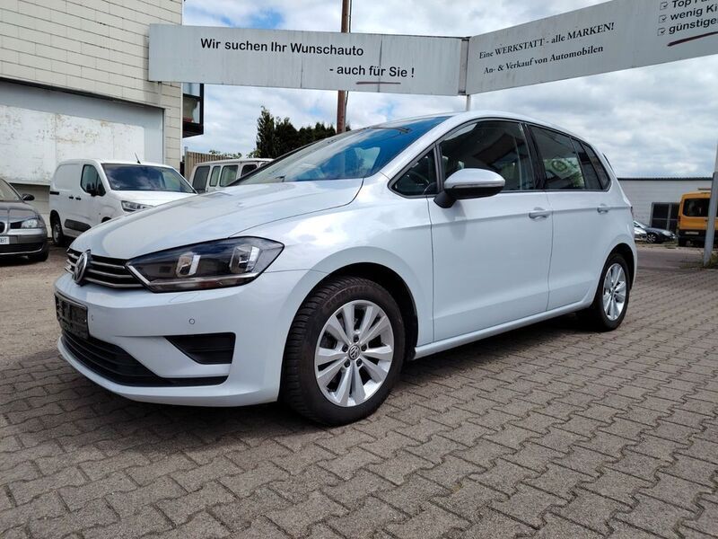 Silber Gebraucht 2017 VW Golf Sportsvan Comfortline Van / Kleinbus | 12.950 € (Fairer Preis) - Bild 1/4
