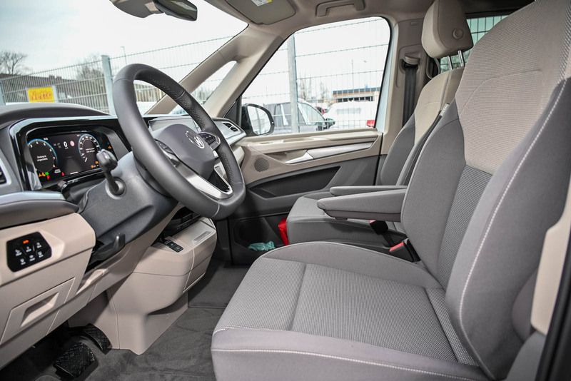 Gebraucht VW Multivan Edition 204 PS (150 kW) 2022 Silber Van / Kleinbus