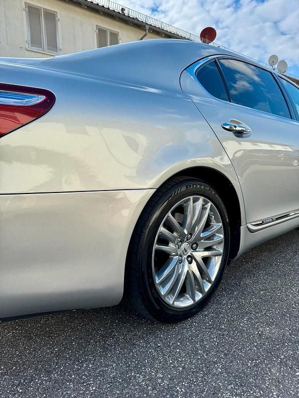 Gebraucht Lexus LS600h L 445 PS (327 kW) 2007 Silber Limousine