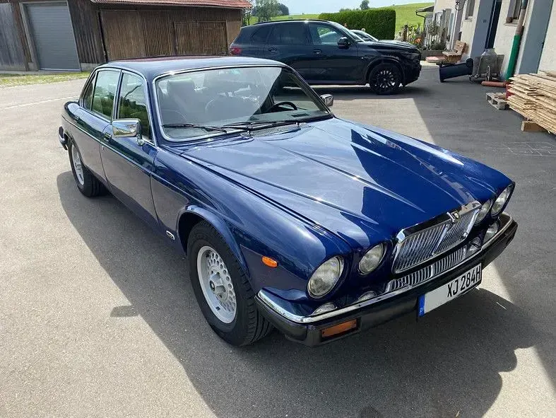 Gebraucht Jaguar XJ6 205 PS (150 kW) 1984 Blau Limousine