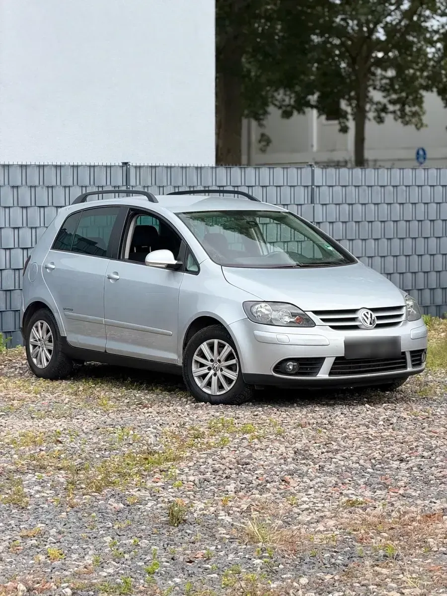 Gebraucht VW Golf VI 102 PS (75 kW) 2008 Grau Kleinwagen