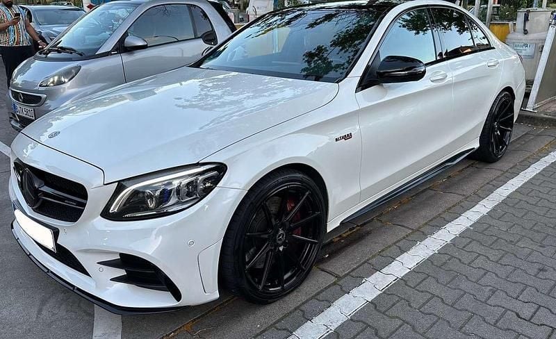 Weiß Gebraucht 2019 Mercedes C43 AMG AMG Limousine | 43.000 € (Fairer Preis) - Bild 1/4