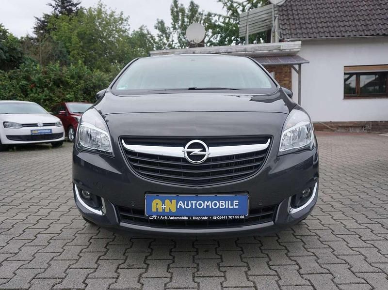 Phantom/rocky/asteroid grey Gebraucht 2016 Opel Meriva drive Van / Kleinbus | 8.499 € (Fairer Preis) - Bild 1/4