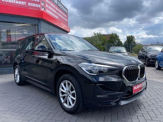 Schwarz Gebraucht 2020 BMW X1 Advantage SUV | 23.799 € (Guter Preis) - Bild 1/4