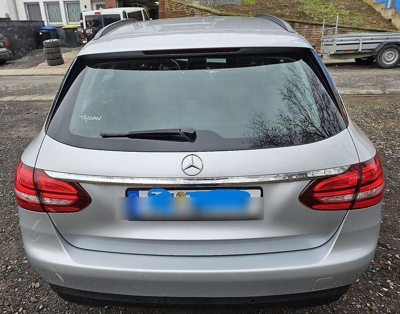 Gebraucht Mercedes C200 136 PS (100 kW) 2015 Silber Kombi
