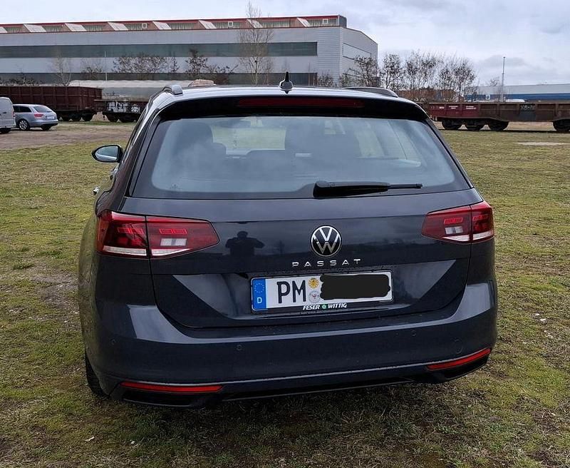 Gebraucht VW Passat Business 150 PS (110 kW) 2020 Grau Kombi