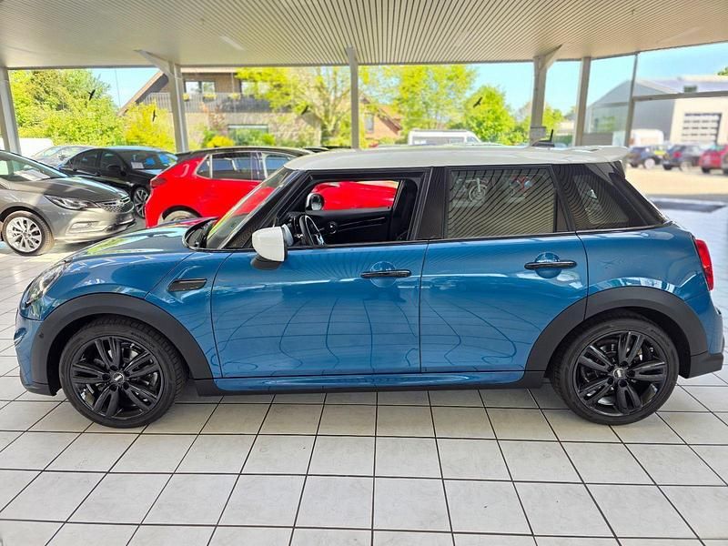 Gebraucht Mini John Cooper Works 136 PS (100 kW) 2021 Blau metallic Kleinwagen