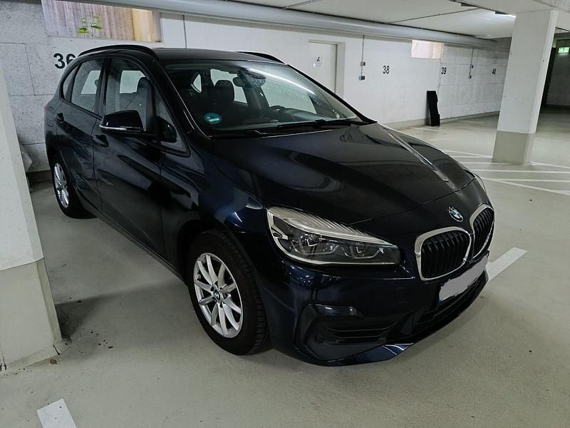 Gebraucht BMW 218 Active Tourer Advantage 150 PS (110 kW) 2018 Blau Van / Kleinbus