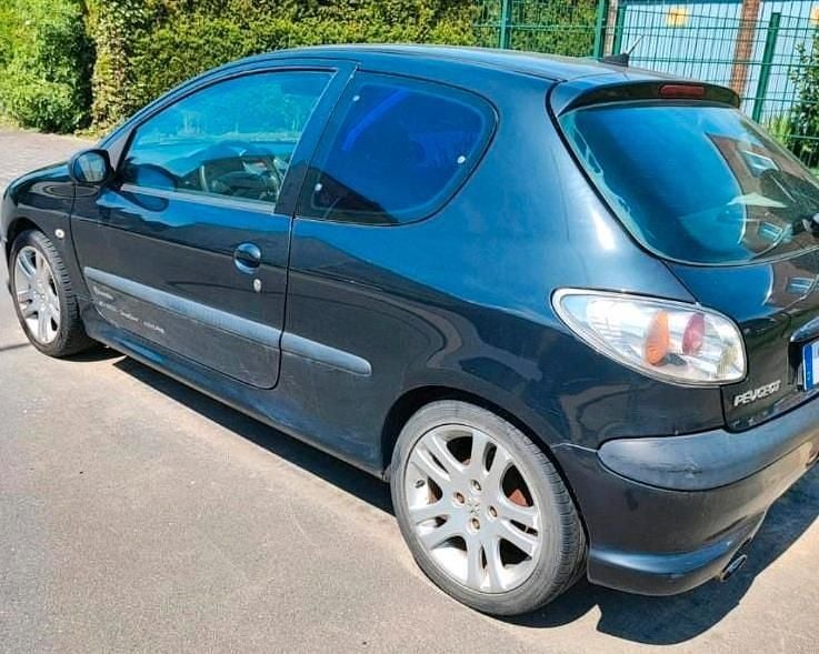 Gebraucht Peugeot 206 Sport 75 PS (55 kW) 2005 Schwarz Coupé
