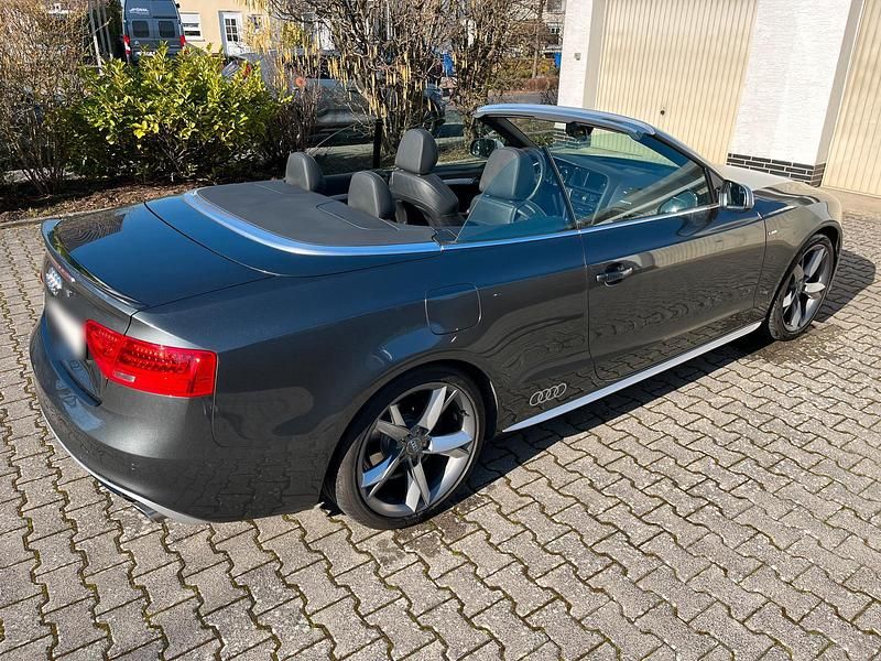 Gebraucht Audi A5 Cabriolet S-Line 170 PS (125 kW) 2016 Grau Cabrio