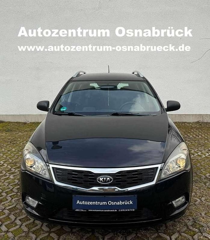 Gebraucht Kia Ceed Sportswagon 105 PS (77 kW) 2011 Schwarz Kombi