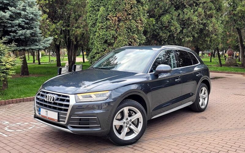 Grau Gebraucht 2017 Audi Q5 Sport SUV | 22.800 € (Teuer) - Bild 1/4