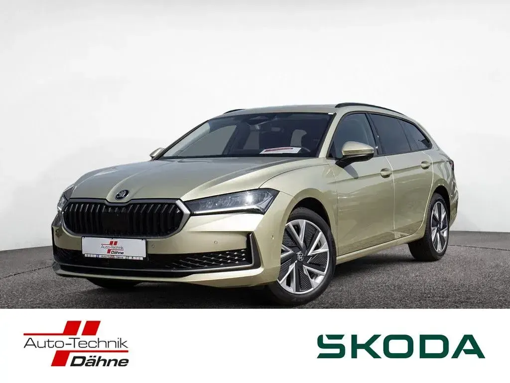 Gebraucht Skoda Superb Selection 150 PS (110 kW) 2024 Kombi