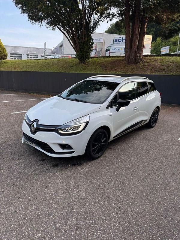 Weiß Gebraucht 2018 Renault Clio GrandTour Bose Edition Kombi | 6.899 € (Guter Preis) - Bild 1/4