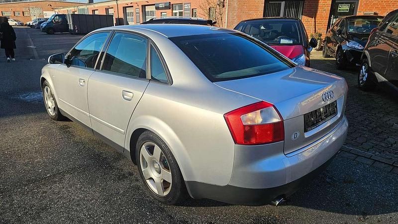 Gebraucht Audi A4 170 PS (125 kW) 2001 Silber Limousine
