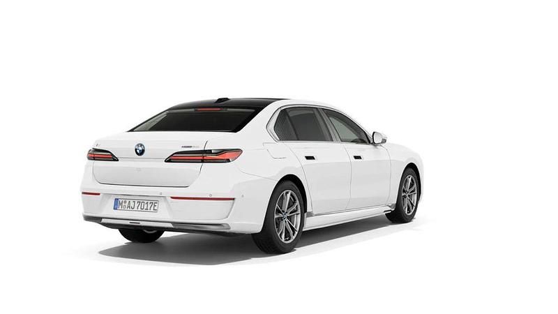 Neu BMW i7 334 kW (455 PS) 2026 Weiß Limousine