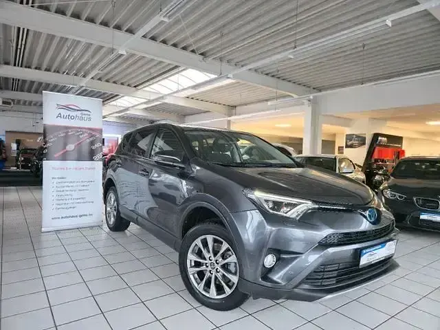 Gebraucht Toyota RAV4 Hybrid Team 155 PS (114 kW) 2018 Grau SUV