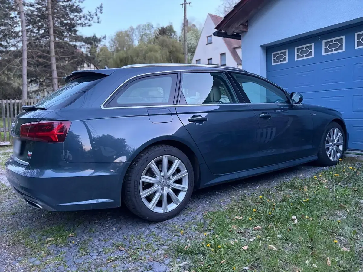 Gebraucht Audi A6 S-Line 320 PS (235 kW) 2014 Blau Kombi