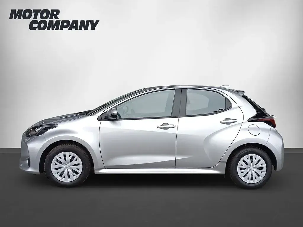 Gebraucht Toyota Yaris Comfort 72 PS (52 kW) 2024 Silber Kleinwagen