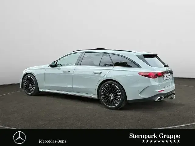 Gebraucht Mercedes E450 AMG 367 PS (269 kW) 2025 Manufaktur lack manufaktur alp Kombi