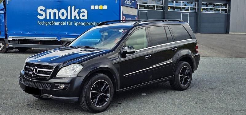 Schwarz Gebraucht 2007 Mercedes GL500 SUV | 7.500 € (Superpreis) - Bild 1/4
