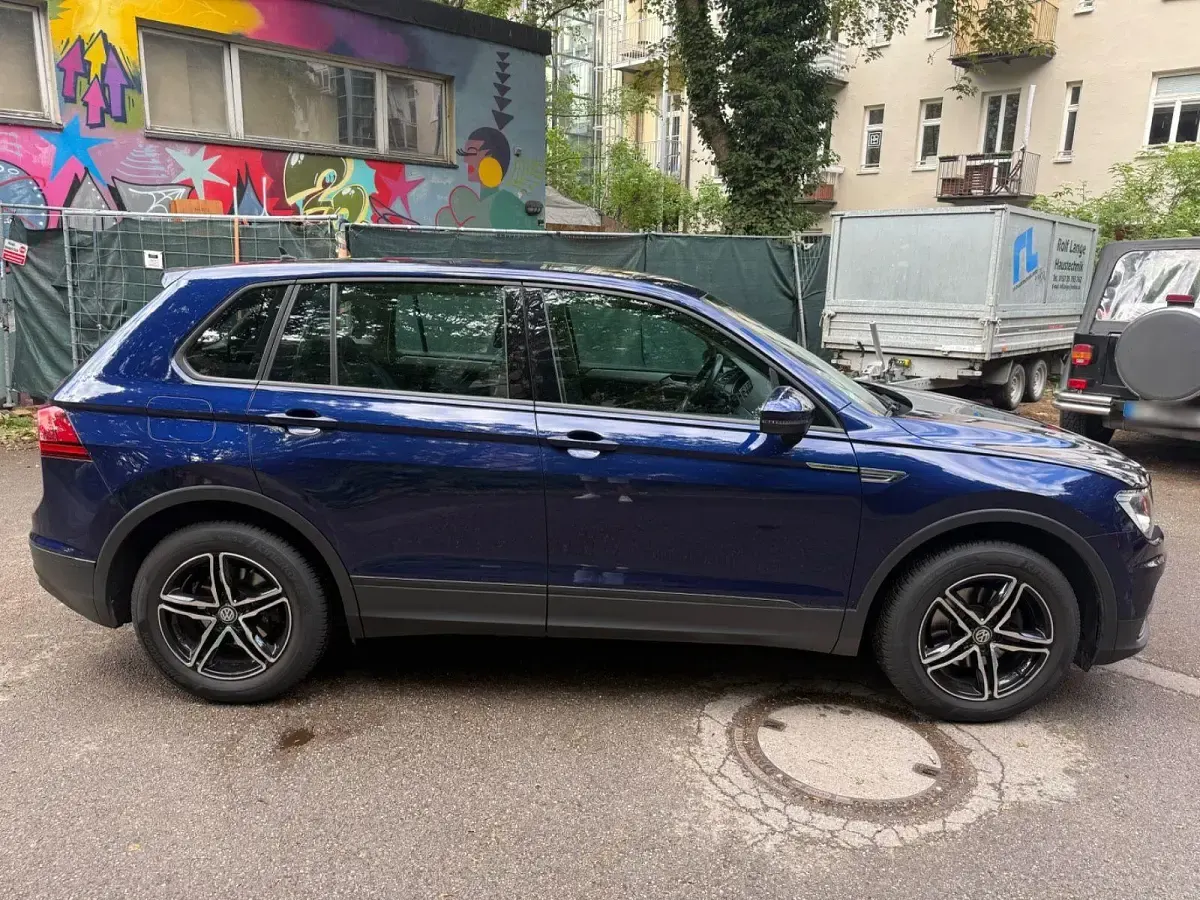 Gebraucht VW Tiguan Comfortline 125 PS (91 kW) 2018 Blau SUV
