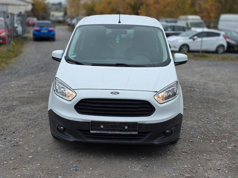 Weiß Gebraucht 2017 Ford Transit Trend Van / Kleinbus | 5.900 € (Superpreis) - Bild 1/4