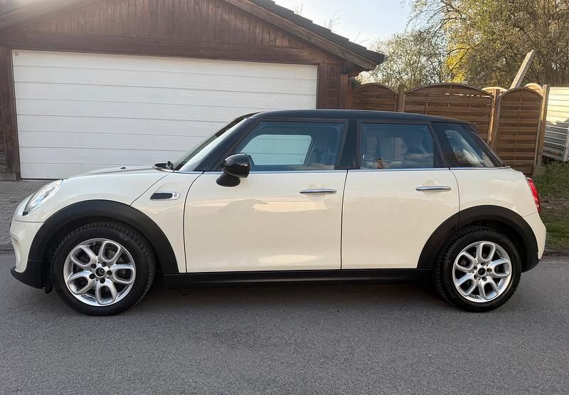 Gebraucht Mini Cooper 136 PS (100 kW) 2016 Beige Kleinwagen