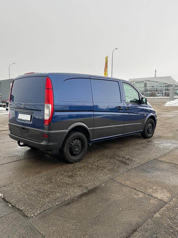 Gebraucht Mercedes Vito 136 PS (100 kW) 2013 Blau Van