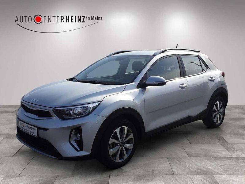 Other Gebraucht 2023 Kia Stonic Vision SUV | 16.900 € (Guter Preis) - Bild 1/4