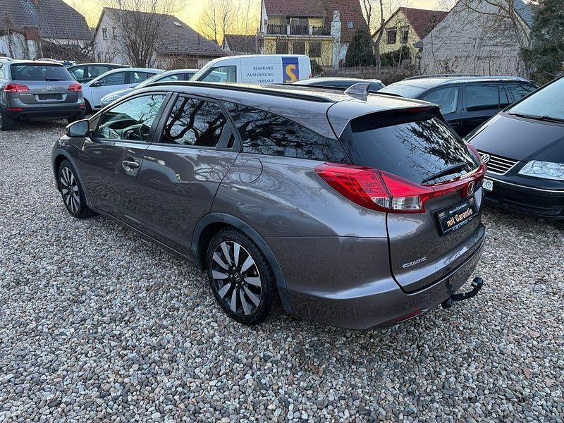 Gebraucht Honda Civic Sport 141 PS (103 kW) 2014 Braun Kombi