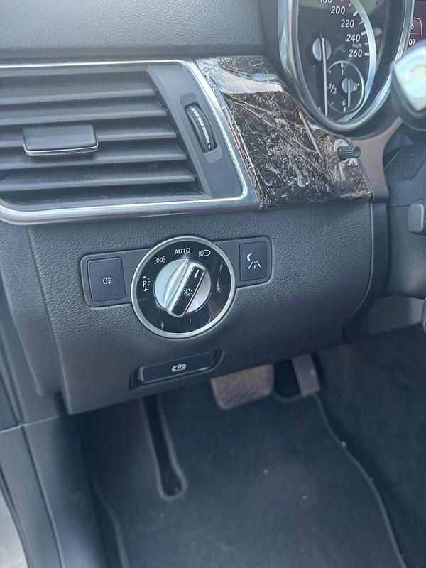 Gebraucht Mercedes ML350 AMG 258 PS (189 kW) 2012 Grau SUV