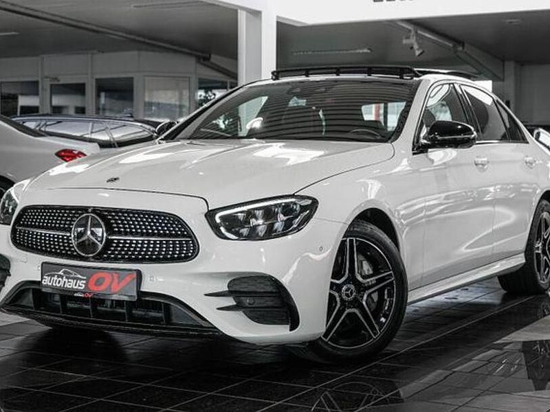 Gebraucht Mercedes E300 AMG 292 PS (214 kW) 2022 Weiß Limousine