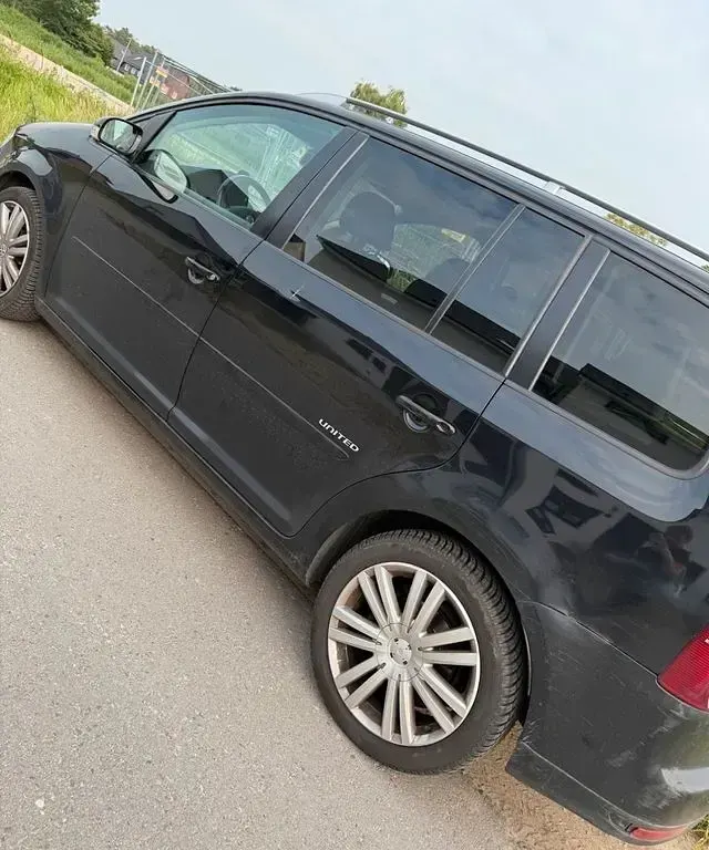 Gebraucht VW Touran 140 PS (102 kW) 2008 Schwarz Van / Kleinbus