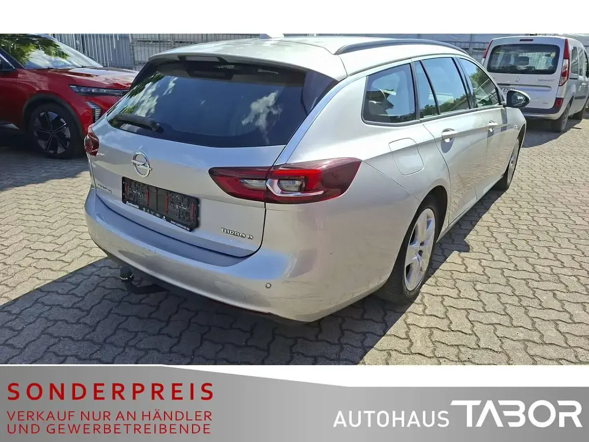 Gebraucht Opel Insignia Edition 136 PS (100 kW) 2017 Silber Kombi