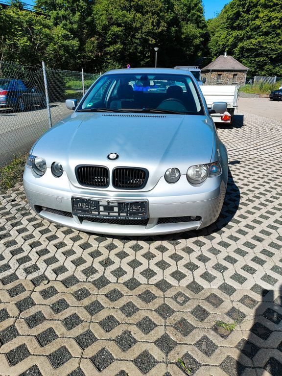 Silber Gebraucht 2003 BMW 316 Compact M Sport Kleinwagen | 1.900 € (Guter Preis) - Bild 1/4