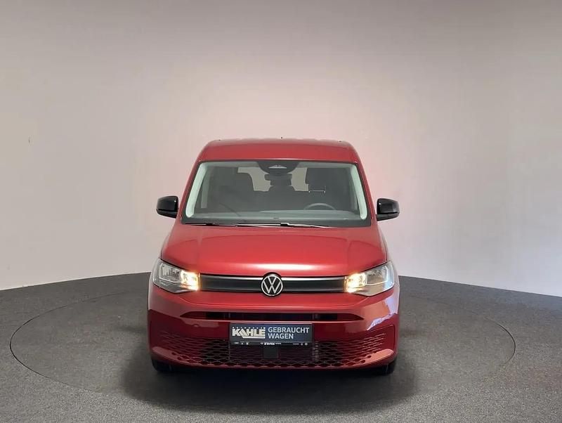 Neu VW Caddy 85 PS (62 kW) 2025 Rot Van / Kleinbus