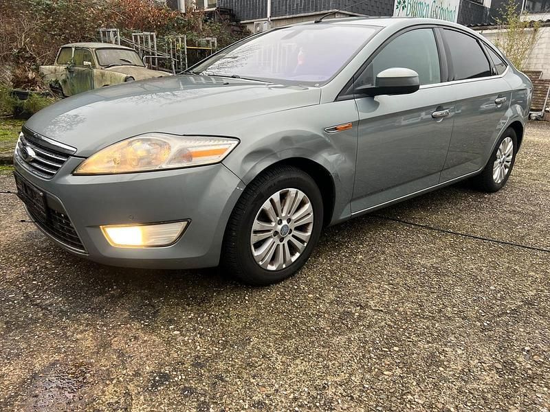 Grau Gebraucht 2007 Ford Mondeo Limousine | 1.450 € (Fairer Preis) - Bild 1/4