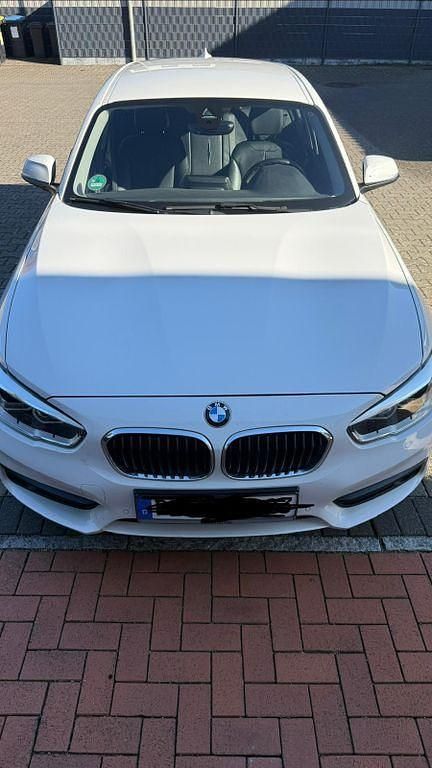Gebraucht BMW 120 Advantage 190 PS (139 kW) 2018 Weiß Kleinwagen