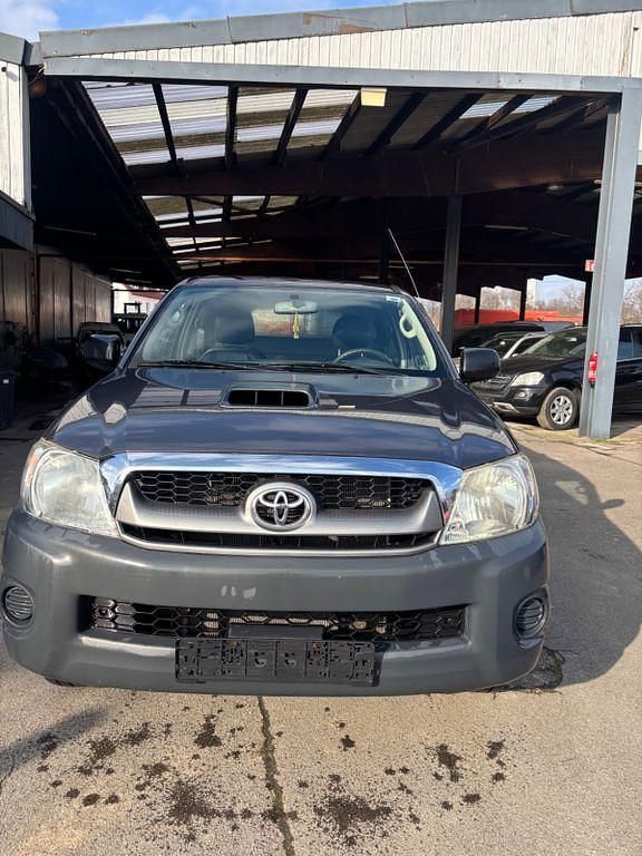 Gebraucht Toyota HiLux 120 PS (88 kW) 2009 Grau Pickup